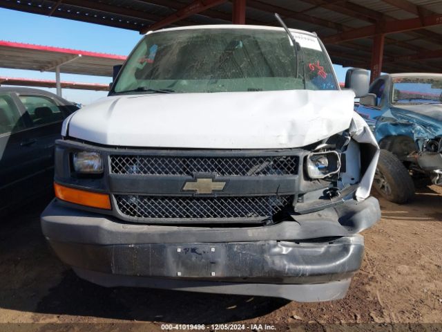 1GCWGAFF8H1117824 Chevrolet Express 2500 Work Van
