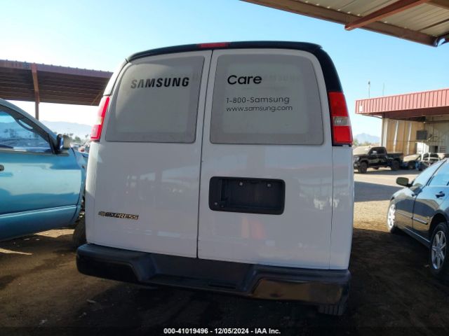 1GCWGAFF8H1117824 Chevrolet Express 2500 Work Van