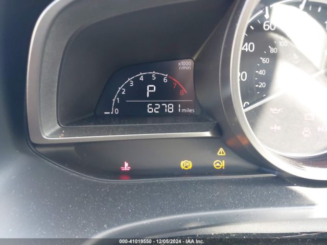 3MZBN1L38JM252127 Mazda Mazda3 Touring