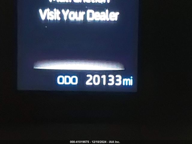 5TDDSKFC1PS108059 Toyota Sienna Xse