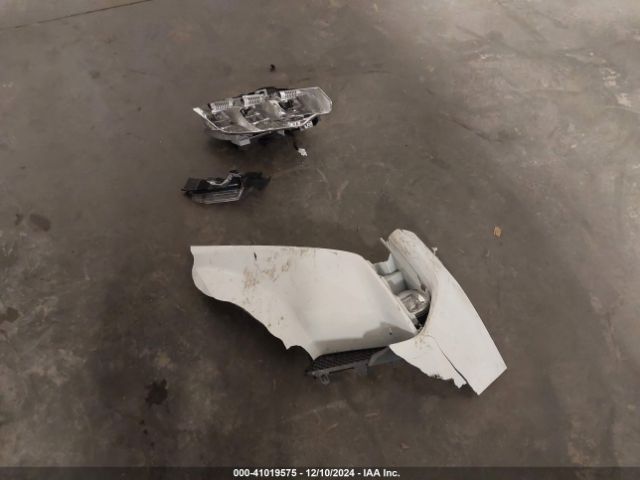 5TDDSKFC1PS108059 Toyota Sienna Xse