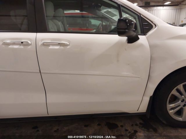 5TDDSKFC1PS108059 Toyota Sienna Xse