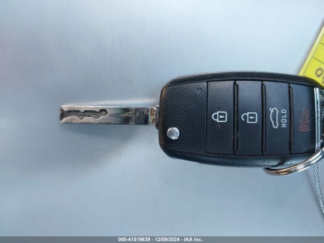 KIA Optima Lx 2016 5XXGT4L39GG043666 Image 11