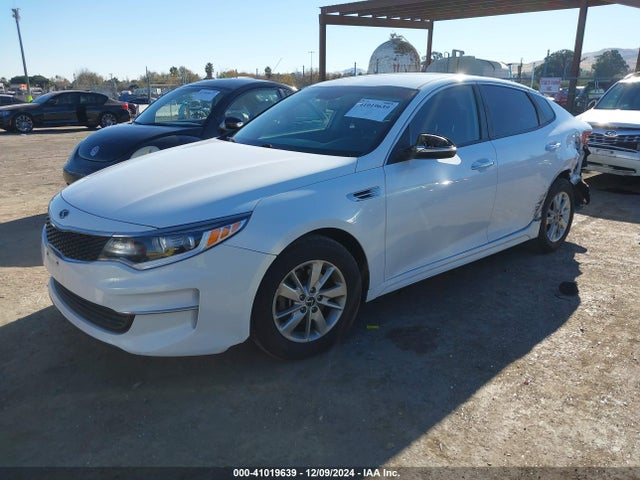 KIA Optima Lx 2016 5XXGT4L39GG043666 Image 2