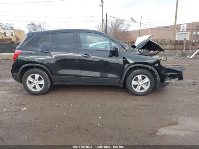 3GNCJKSB2LL190936 Chevrolet Trax Fwd Ls