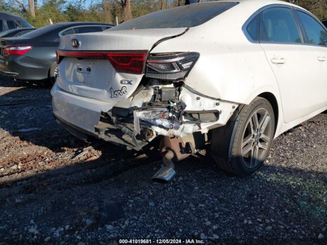 3KPF54AD2KE021267 KIA FORTE EX
