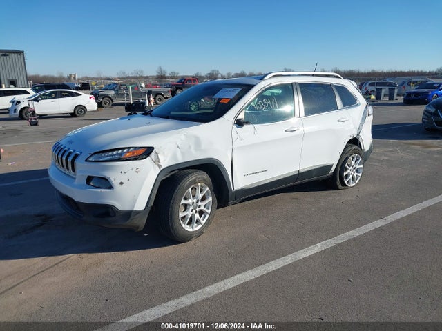1C4PJMCS5FW667846 Jeep Cherokee Latitude