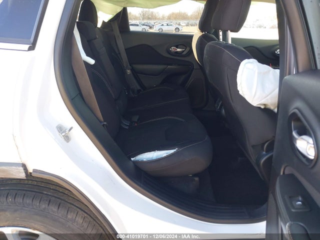 Jeep Cherokee Latitude 2015 1C4PJMCS5FW667846 Image 8
