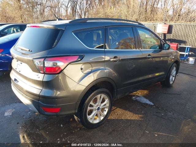 Ford ESCAPE SE 2017 1FMCU9GD2HUD25490 Image 4