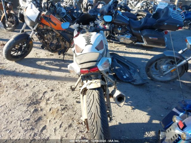 2017 SUZUKI GSX-R750 JS1GR7MAXH2100973 Photo 5