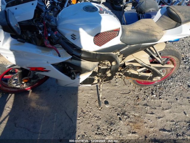 2017 SUZUKI GSX-R750 JS1GR7MAXH2100973 Photo 8