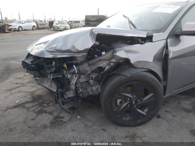 KMHLM4AJ8PU085104 Hyundai Elantra Hybrid Blue