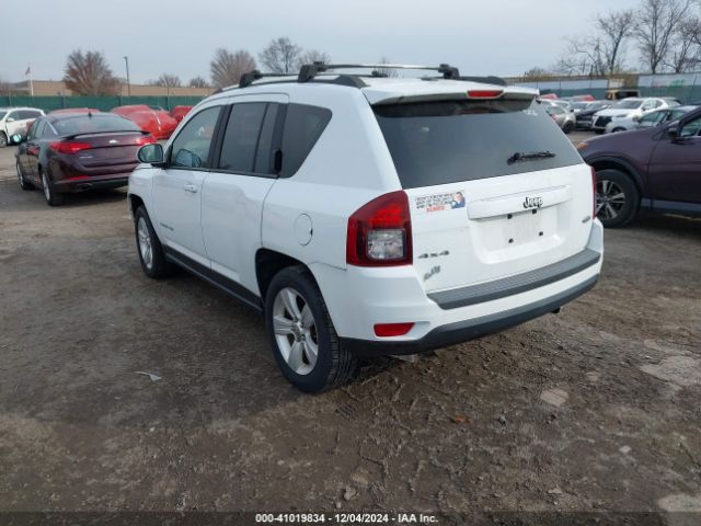 1C4NJDEB9ED884637 Jeep Compass Latitude