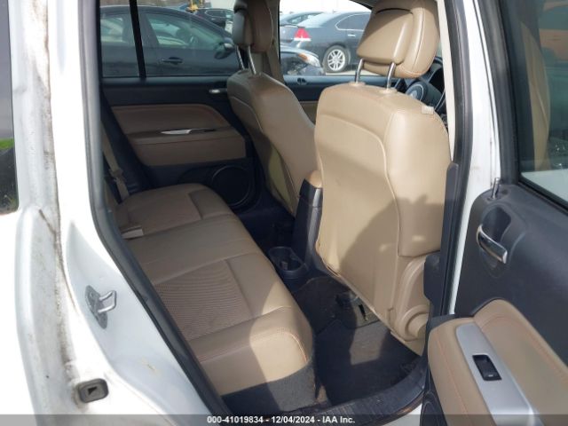 1C4NJDEB9ED884637 Jeep Compass Latitude
