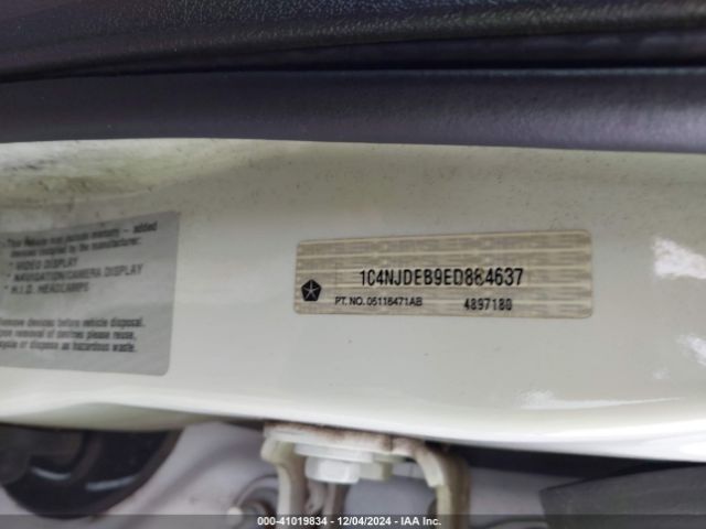 1C4NJDEB9ED884637 Jeep Compass Latitude