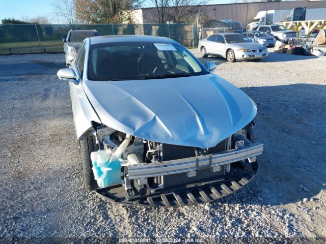 3LN6L2GK9ER817233 Lincoln MKZ