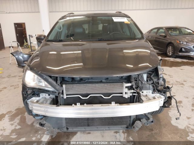 2C4RC1BG3KR685540 Chrysler Pacifica Touring L