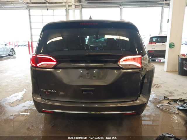 2C4RC1BG3KR685540 Chrysler Pacifica Touring L
