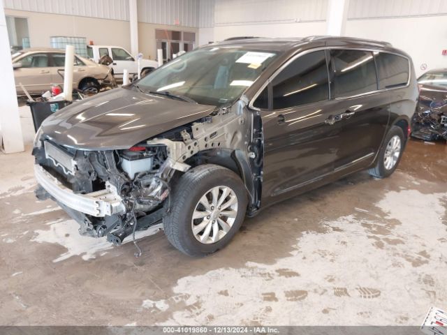 2019 CHRYSLER PACIFICA 2C4RC1BG3KR685540 Photo 1