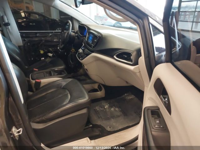 2019 CHRYSLER PACIFICA 2C4RC1BG3KR685540 Photo 4