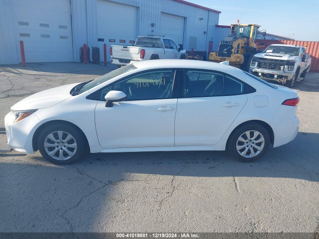 Toyota COROLLA LE 2022 5YFEPMAE5NP348862 Image 14
