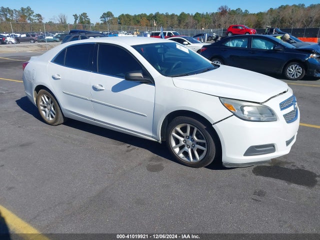 Chevrolet MALIBU 1LT 2014 1G11C5SL2EF220110 Image 1