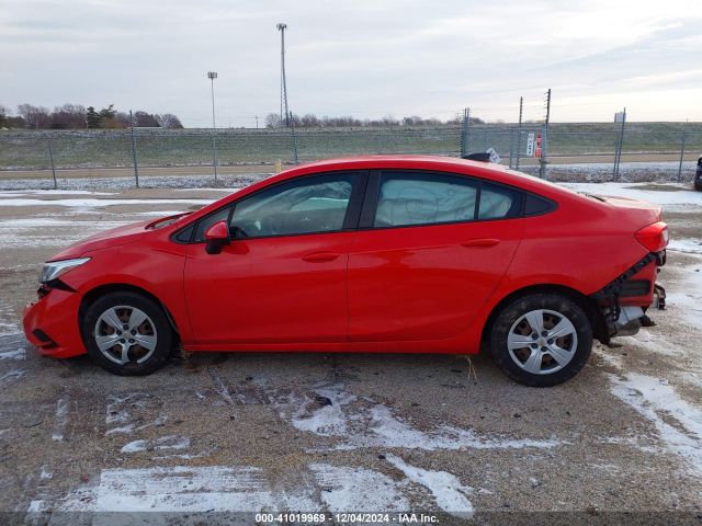 1G1BC5SMXH7258132 Chevrolet Cruze Ls Auto