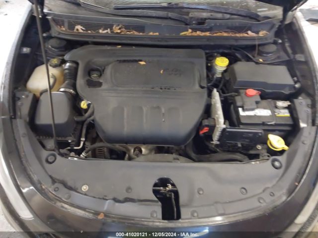 1C3CDFAA3GD607979 Dodge DART SE