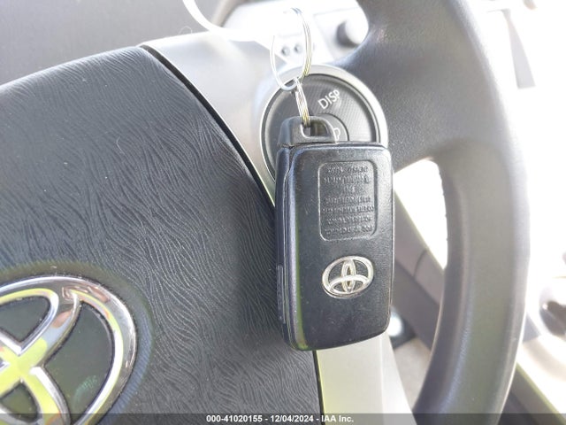 Toyota Prius Two 2014 JTDKN3DU3E1775175 Image 11