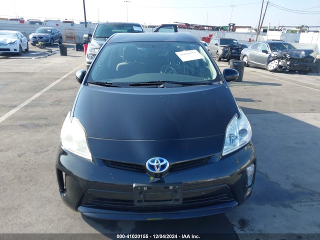 Toyota Prius Two 2014 JTDKN3DU3E1775175 Image 12
