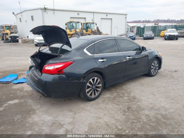 1N4AL3AP1HC184972 Nissan Altima 2.5 Sl