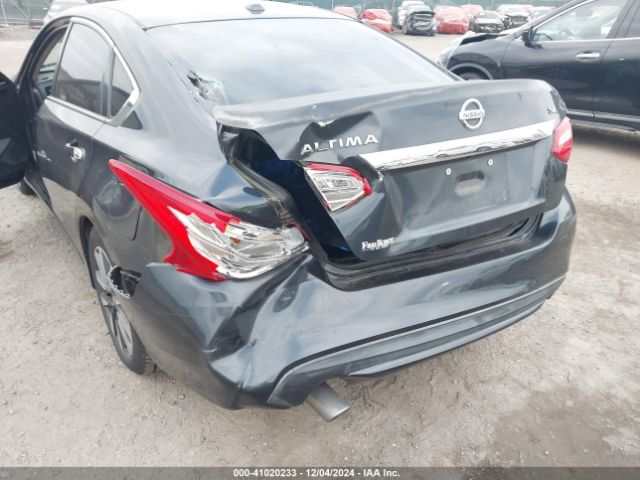 1N4AL3AP1HC184972 Nissan Altima 2.5 Sl