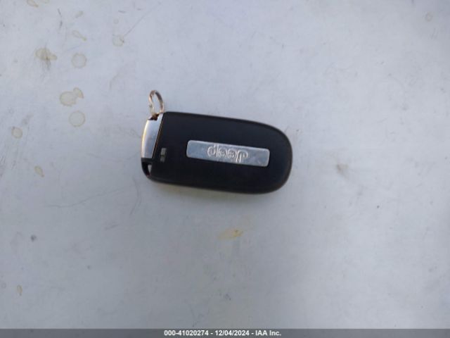 1C4PJLDS6HW508460 Jeep Cherokee Limited Fwd