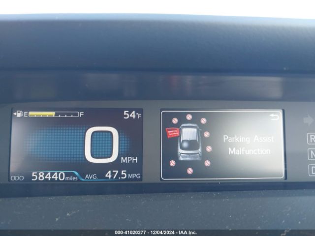 JTDKARFU8J3546467 Toyota Prius Three Touring