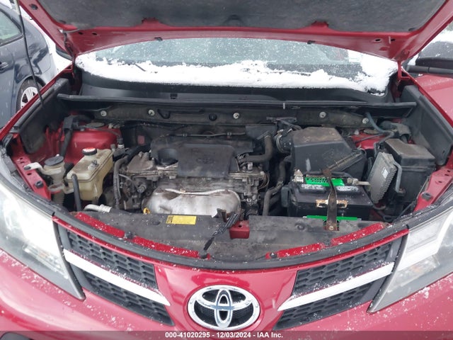 Toyota RAV4 LE 2015 JTMBFREV7FJ029112 Image 10