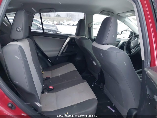 Toyota RAV4 LE 2015 JTMBFREV7FJ029112 Image 8