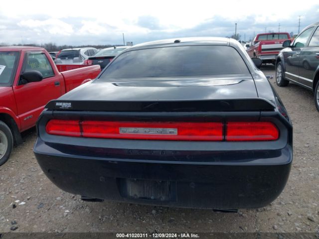 2C3CDYAGXEH274017 Dodge Challenger Sxt Plus