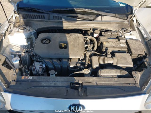 3KPF24AD8ME268532 KIA Forte Lxs