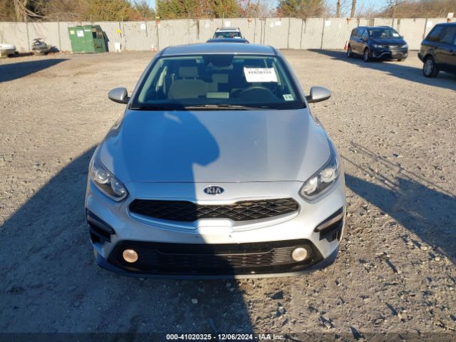 3KPF24AD8ME268532 KIA Forte Lxs