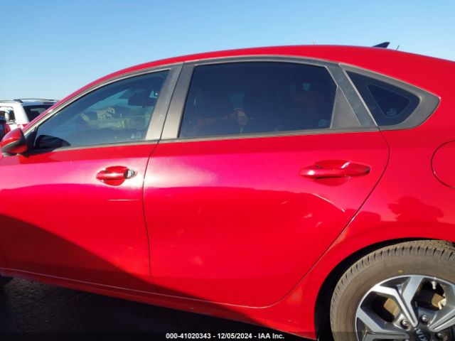 3KPF24AD9ME387707 KIA Forte Lxs