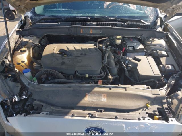 3FA6P0HD2HR242206 Ford FUSION SE