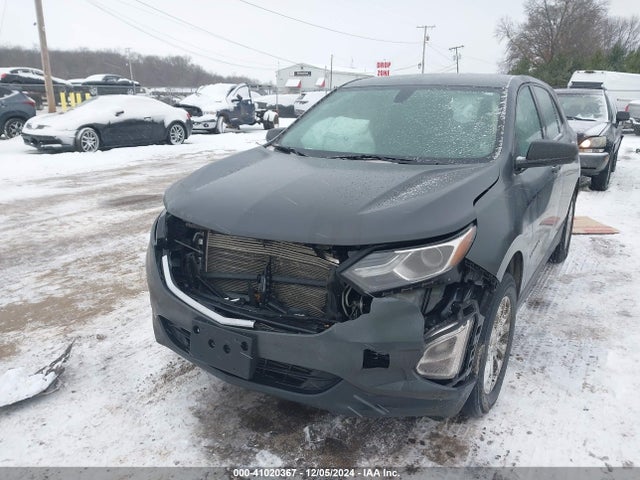 Chevrolet EQUINOX LS 2019 2GNAXSEV8K6117021 Image 2
