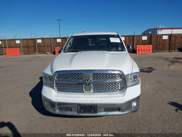 1C6RR7JT0HS680150 RAM 1500 Laramie  4x4 6'4 Box