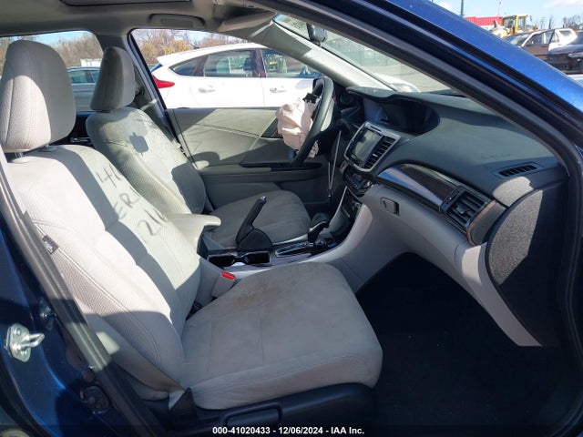 Honda ACCORD EX 2017 1HGCR2F74HA072944 Image 5