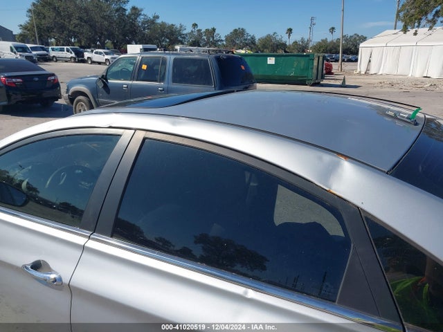 5NPEC4AB7EH905785 Hyundai Sonata Se 2.0t