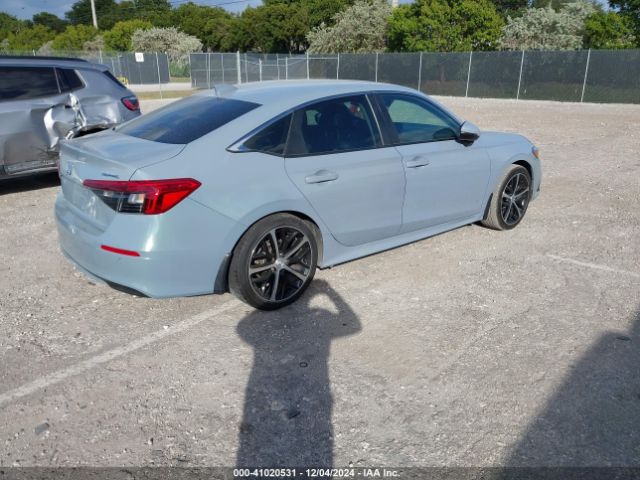 2HGFE1F98NH306634 Honda Civic Touring
