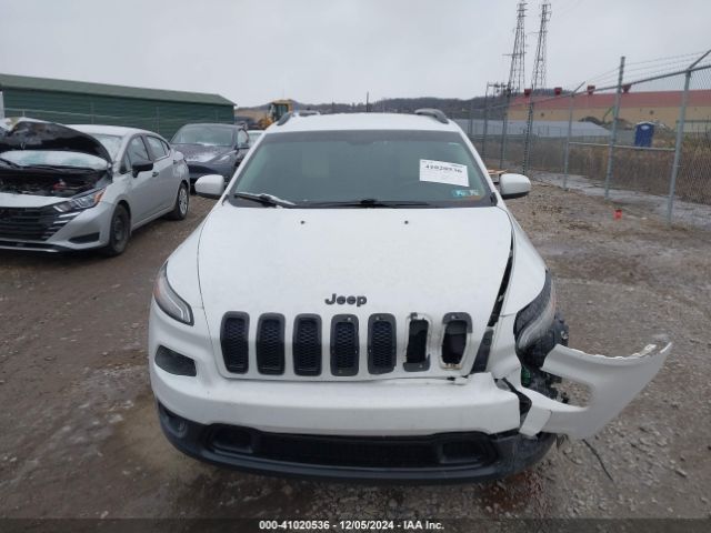 1C4PJMCS4FW776086 Jeep Cherokee Latitude Altitude