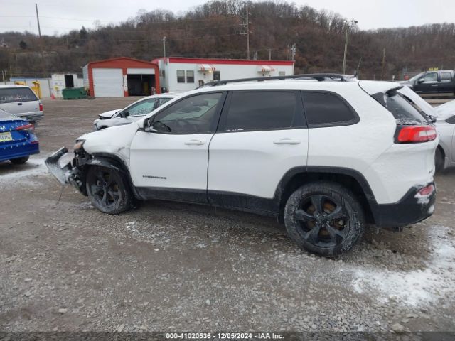 1C4PJMCS4FW776086 Jeep Cherokee Latitude Altitude