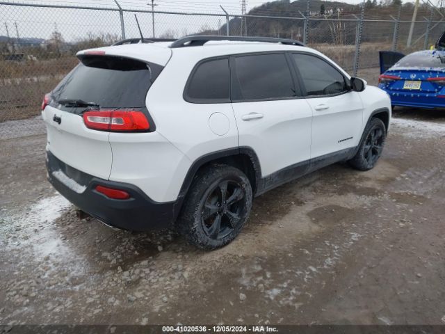 1C4PJMCS4FW776086 Jeep Cherokee Latitude Altitude