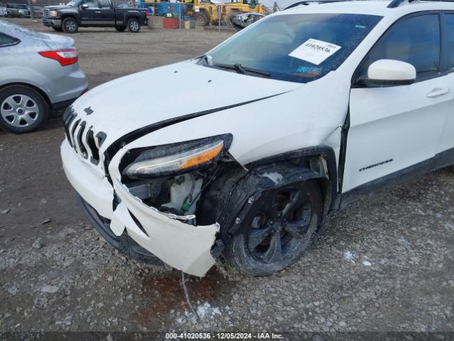 1C4PJMCS4FW776086 Jeep Cherokee Latitude Altitude